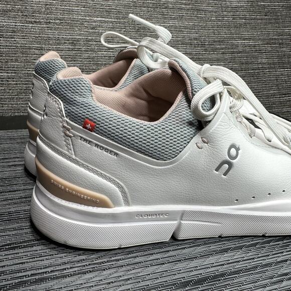 On Cloud Shoes White Leather On The Roger Advantage Low 48.99454 Womens 10 - Picture 8 of 15